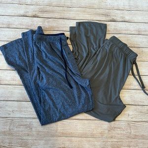 EUC two pairs of men's sleep pants, size medium